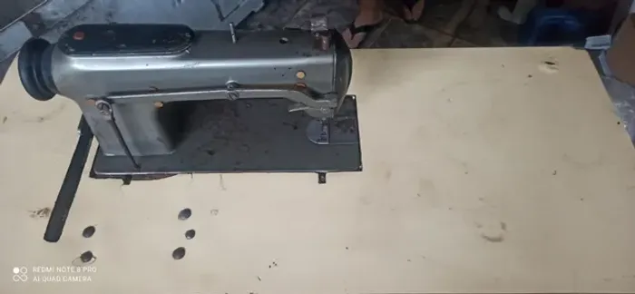 Maquina industrial Pfaff