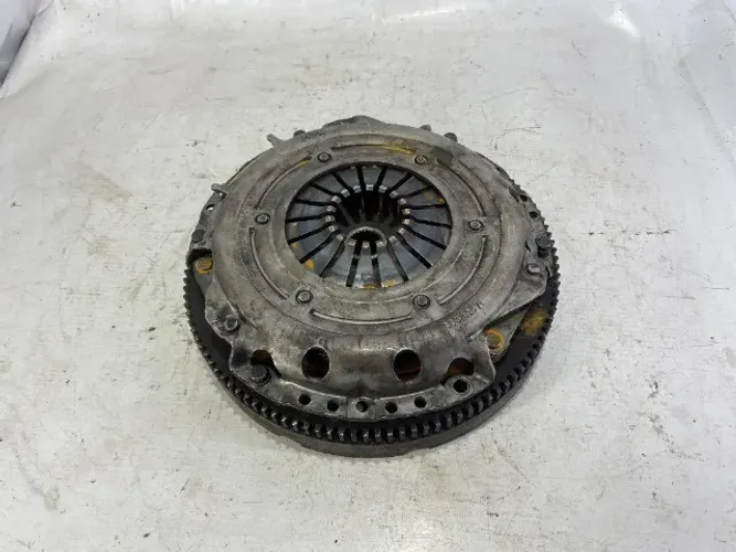 Volante do motor com embreagem VW Gol/Parati 1.0 16V 99-05