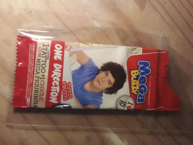 Chiclete Mega Buzzy lacrado One Direction Harry Styles