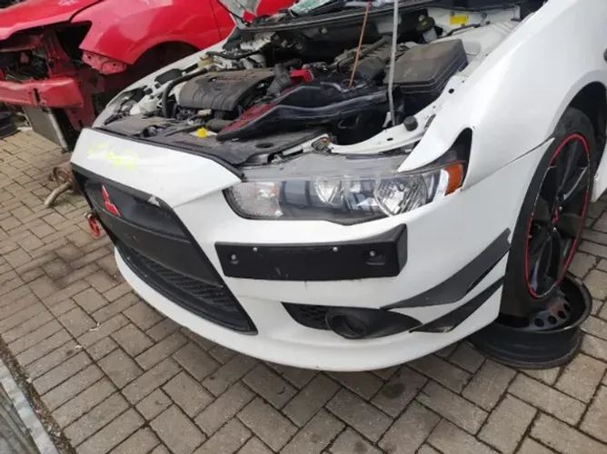 Sucata Mitsubishi Lancer 2.0 2014 Retirada de Peças