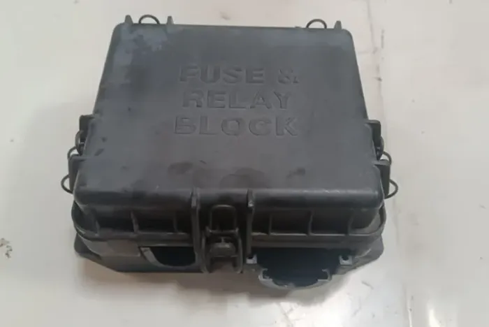 Caixa Fusíveis Kia Bongo 2005 A 2012