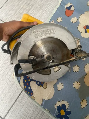 Serra circular dewalt