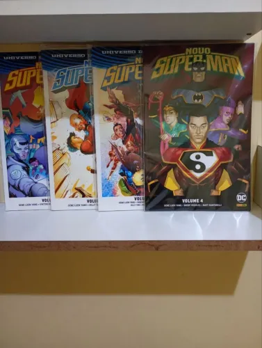 Coleção Novo Superman COMPLETA - Volumes 1, 2, 3 e 4