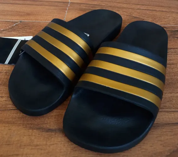Slide adidas 40/41