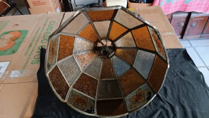 LUSTRE PENDENTE DE VITRAL AMBAR