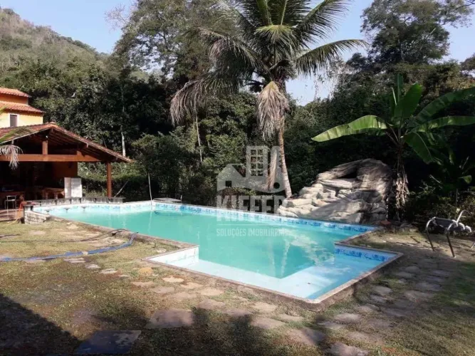 Sítio com 5 Quartos à venda, 3000 m² por R$ 1.200.000 - Itaipuaçu - Maricá/RJ
