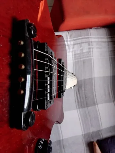 Guitarra  epiphone special 2 pouco usada