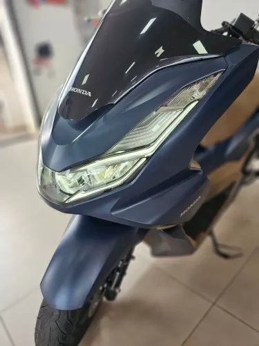 Honda PCX 160 DLX 2024 Azul Impecável!