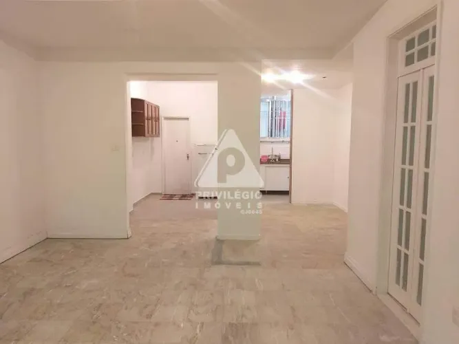 Apartamento Tipo Casa no Alto Gávea 3 Quartos (2 Suítes) + 1 Vaga