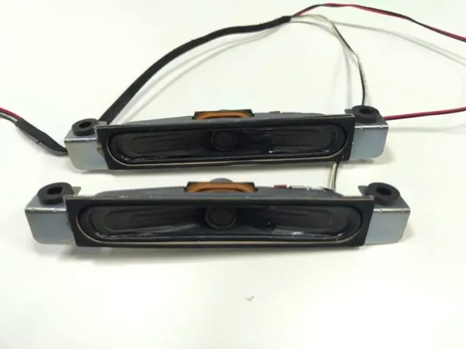 Par De Alto Falantes Semp Toshiba Le4056 - Le4057 - 40l2400 Original