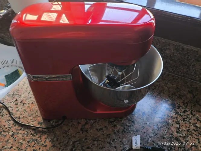 Batedeira Planetária 700w