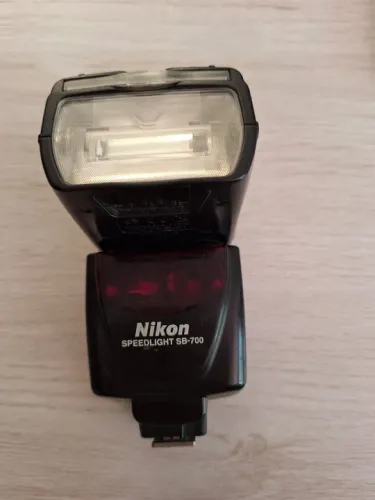 Flash Nikon Speedlight SB-700