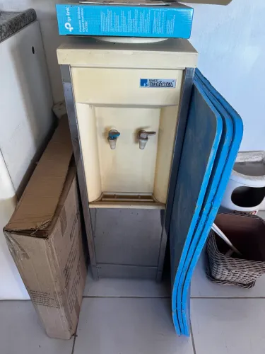 Bebedouro Esmaltec Gelágua 