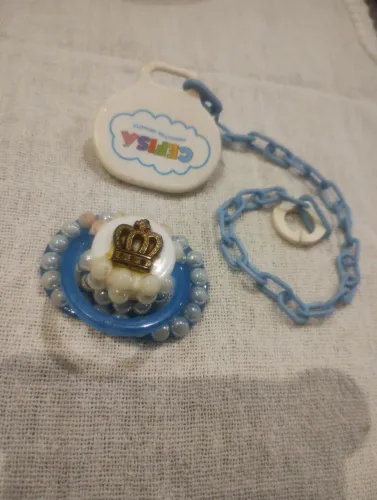 Chupeta com prendedor para bebê reborn
