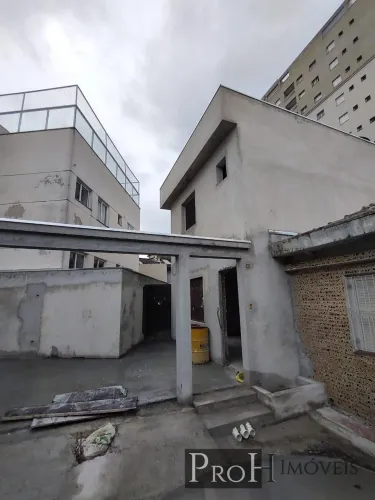 Sobrado 200m² 3 dormitórios suítes  R$ 1.200.000,00