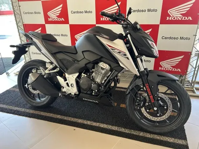 CB 300F TWISTER CBS 2025/2026