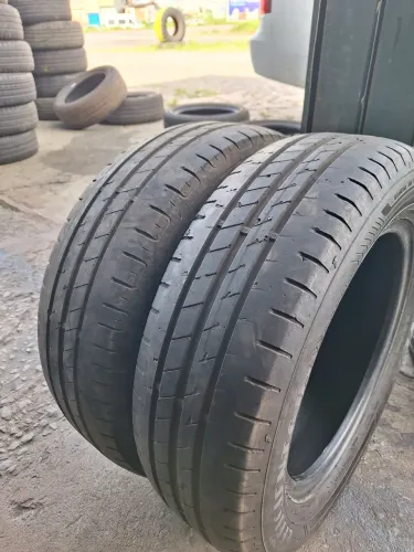 Pneus 185 65 15 Goodyear (meia-vida)