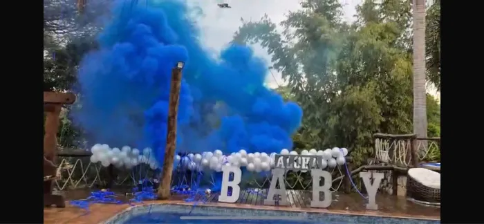 Letreiro para Chá Revelação em aço inox com a palavra; Aloha Baby