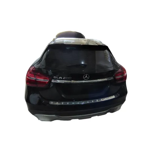 Tampa traseira completa sem lanternas Mecerdes GLA200 2019