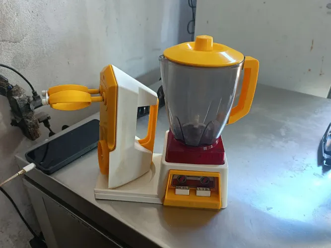 Miniatura de batedeira e liquidificador vintage