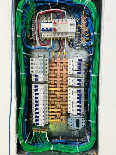 Eletricista predial e residencial 