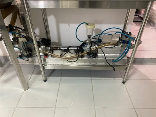 Envasadora líquido e pastoso