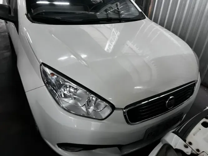 Fiat Grand Siena Essence Dual. 1.6 Flex 2018 - TROCO POR MOTO