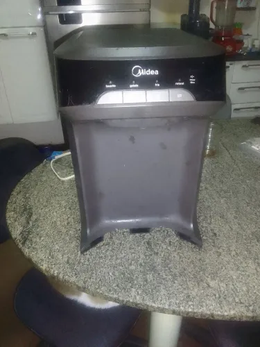 Bebedouro/Purificador de água Midea
