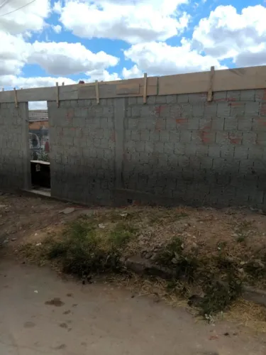 Lote 300m2 Plano e Murado na Vila Rabelo 2 Sobradinho
