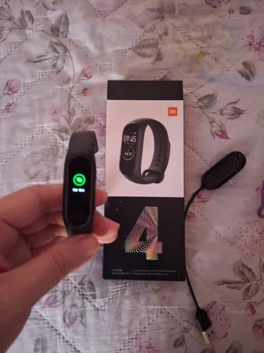 Miband 4