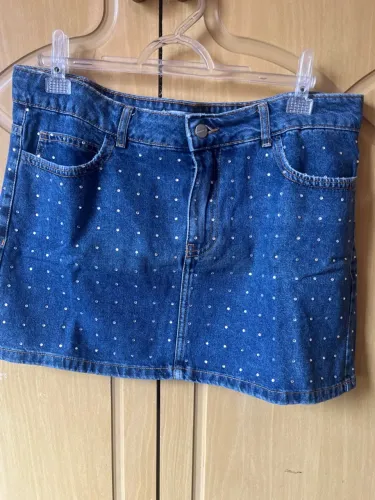 Mini saia de strass semi nova!!!