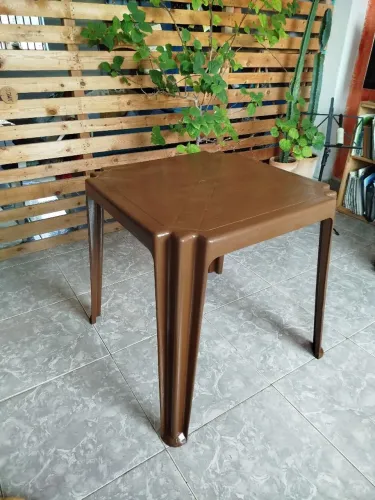 Mesa Plástica 