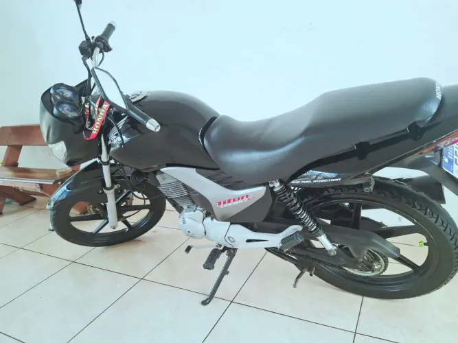 TITAN 2013 FLEX