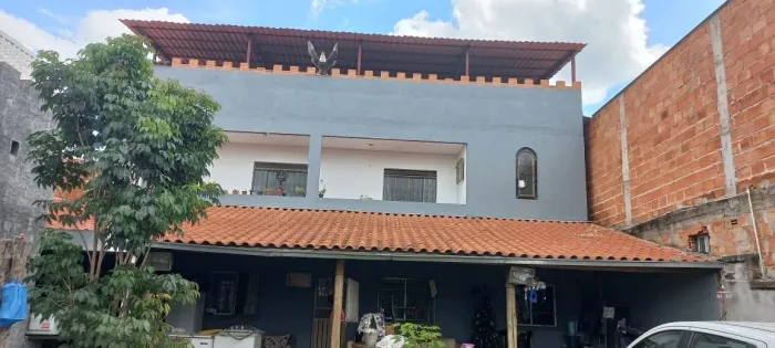 Ótima casa em Esmeraldas, vendo ou troco, aceito permuta /negociavel