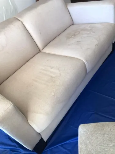 Limpeza e higienização de sofas, camas e cadeiras