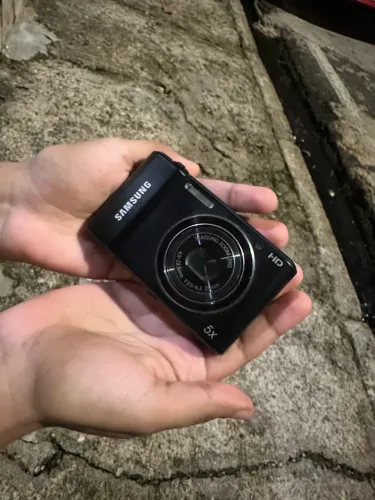 Cybershot 14 megapixel Samsung