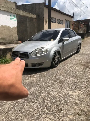 Fiat Linea Essence Dualogic 1.8 Flex 16V 4P 2012