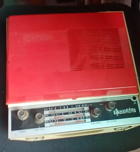Rádio antigo 