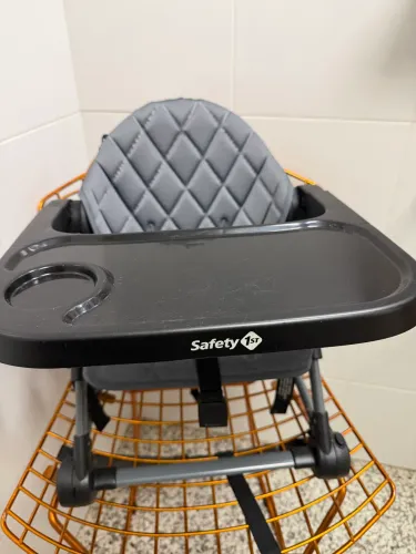 Cadeirão portátil Safety first 