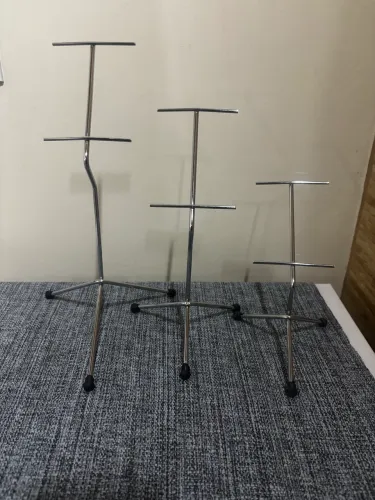 Expositor pé de galinha aço cromado para calçados kit com 12 unidades 