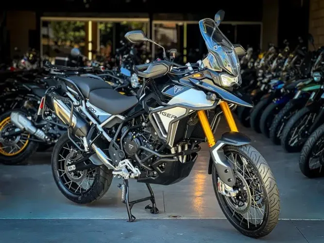 TRIUMPH TIGER 900 RALLY PRO