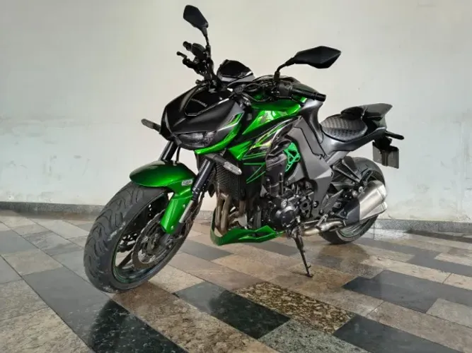 kawasaki Z1000 Cinza 13.000 km