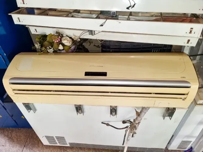 Ar-condicionado Split Electrolux 30.000 Btus 220v USADO