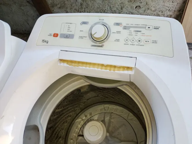 Máquina de lavar roupa 