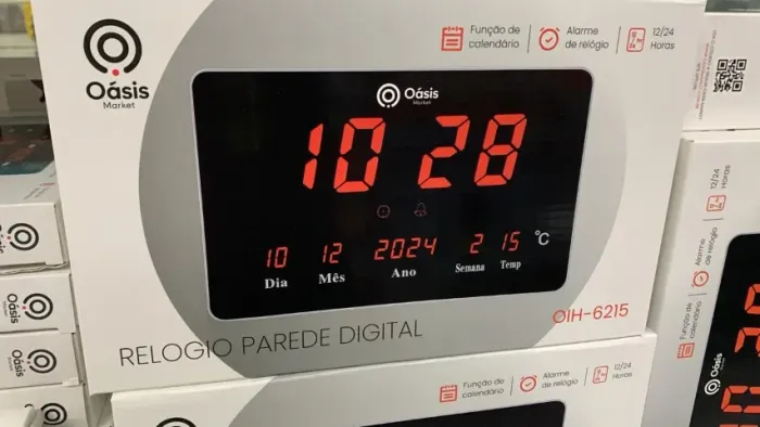 Relógio Digital de Parede LED Termômetro Moderno Alarme Data (20cm)