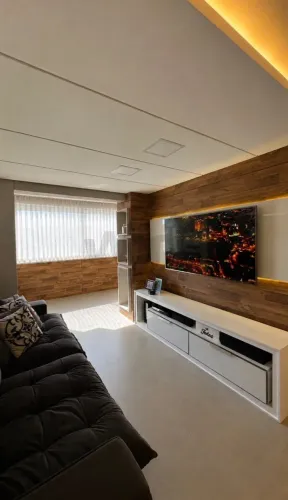 Apartamento com 3 dormitórios sendo uma suíte, 2 vagas de garagens individuais, mobiliado
