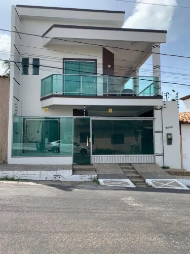 CASA DE 2 ANDARES À VENDA - BRAGANÇA/PA | PORTEIRA FECHADA