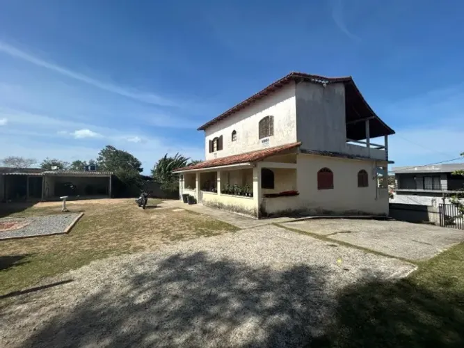 Casa em Saquarema com vista para a lagoa