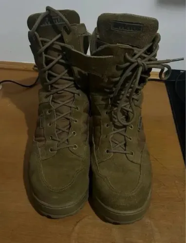 BOTA INVICTUS INTERCEPTOR