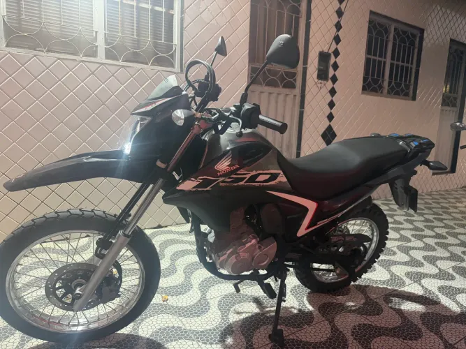 Bross 2020 26.700 km rodado original raios inox pneus novos